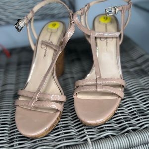 Jessica Simpson wedge, beige heel